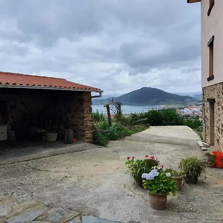 Villa *